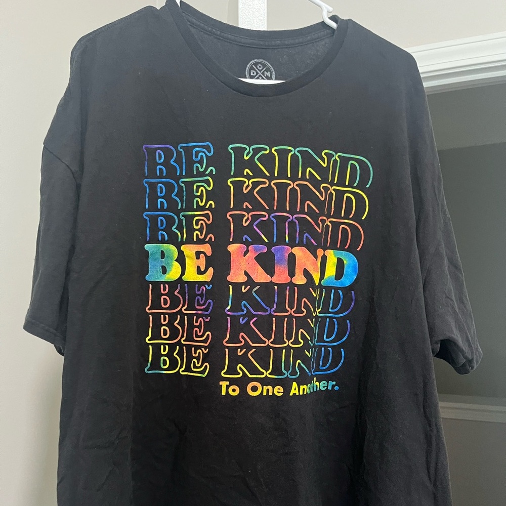 BE KIND tee shirt
